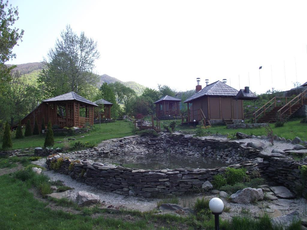 Spa Hotel Zoryani Karpaty Vyshka Extérieur photo